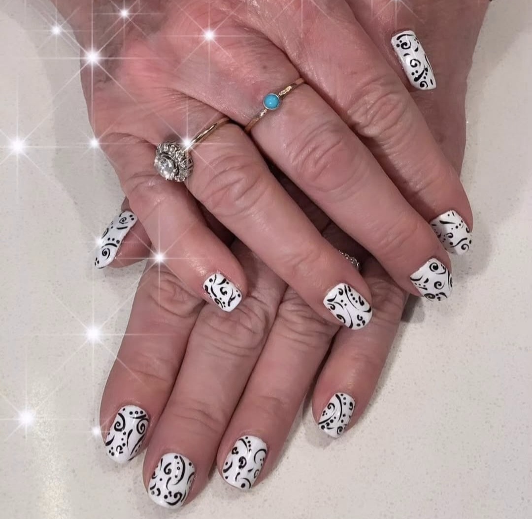 Mountain Girl Nails nail photo 5